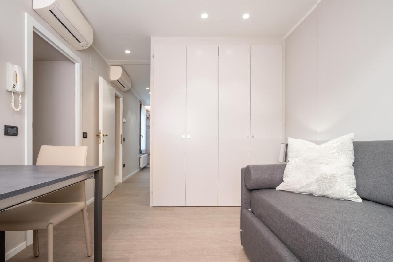 Accademia Apartments R&R Venedig Exteriör bild