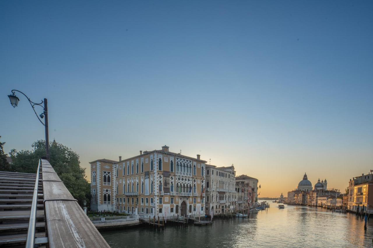 Accademia Apartments R&R Venedig Exteriör bild