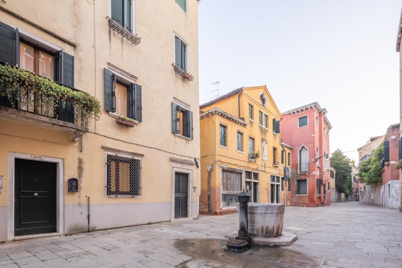 Accademia Apartments R&R Venedig Exteriör bild